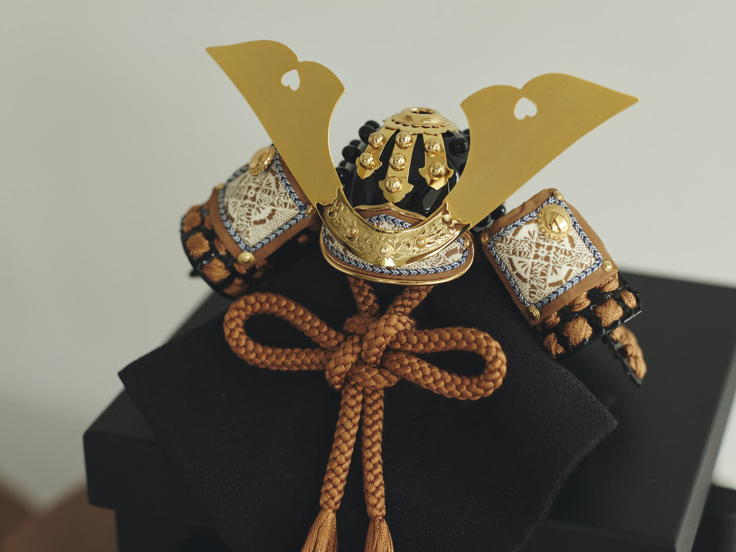 Japanese Lacquered Kabuto — 1/5 Scale