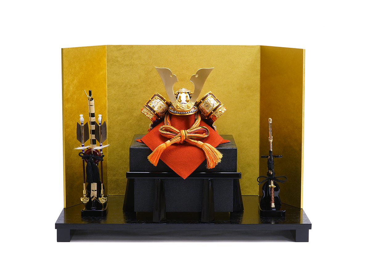 極みの兜 金屏風セット