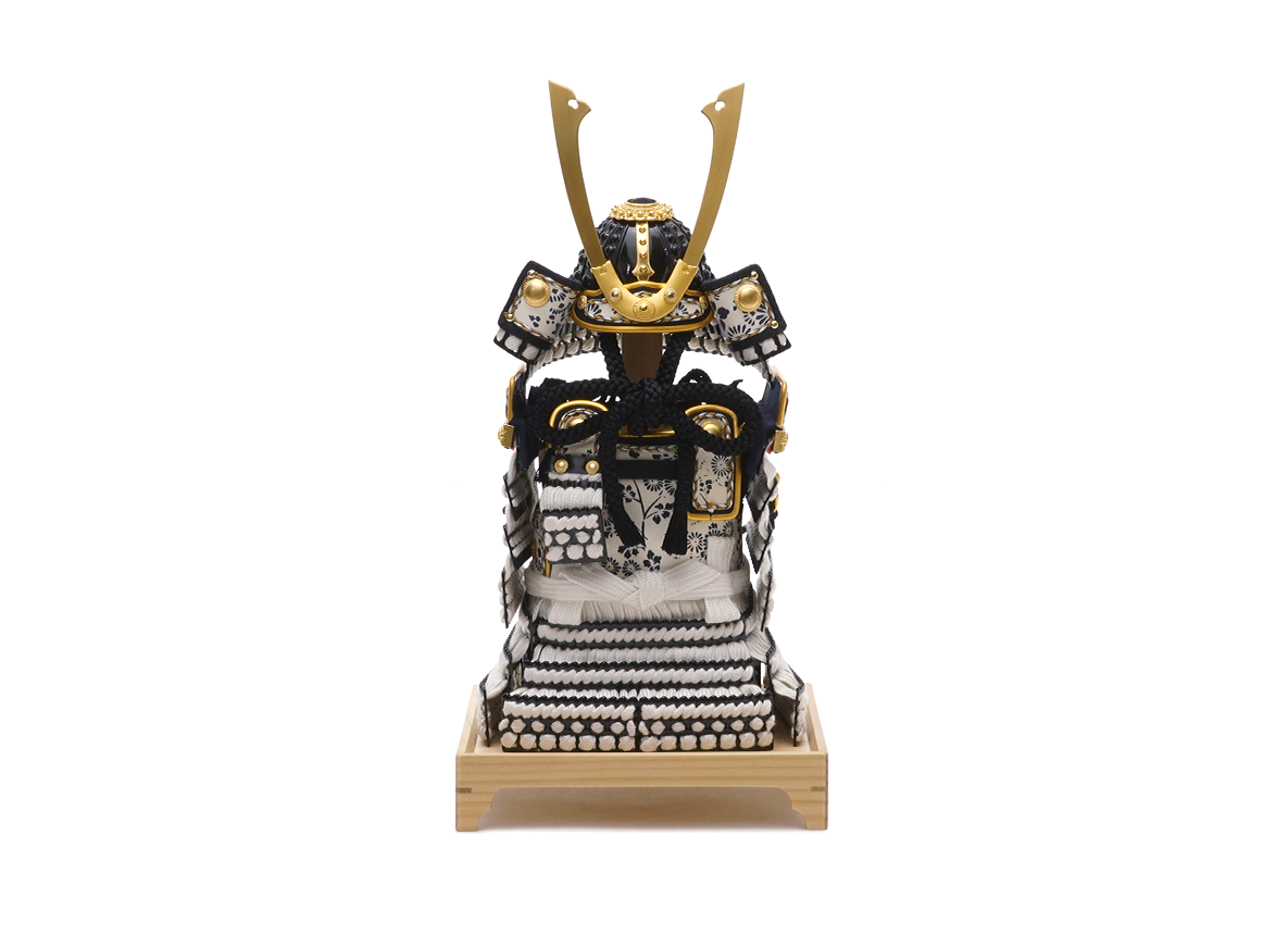 奉納鎧 黒小札白糸縅4号