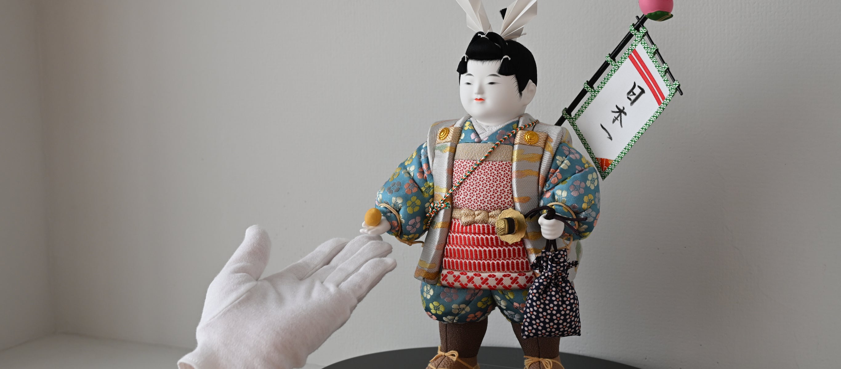 桃太郎 | 五色 雛人形・五月人形の原孝洲