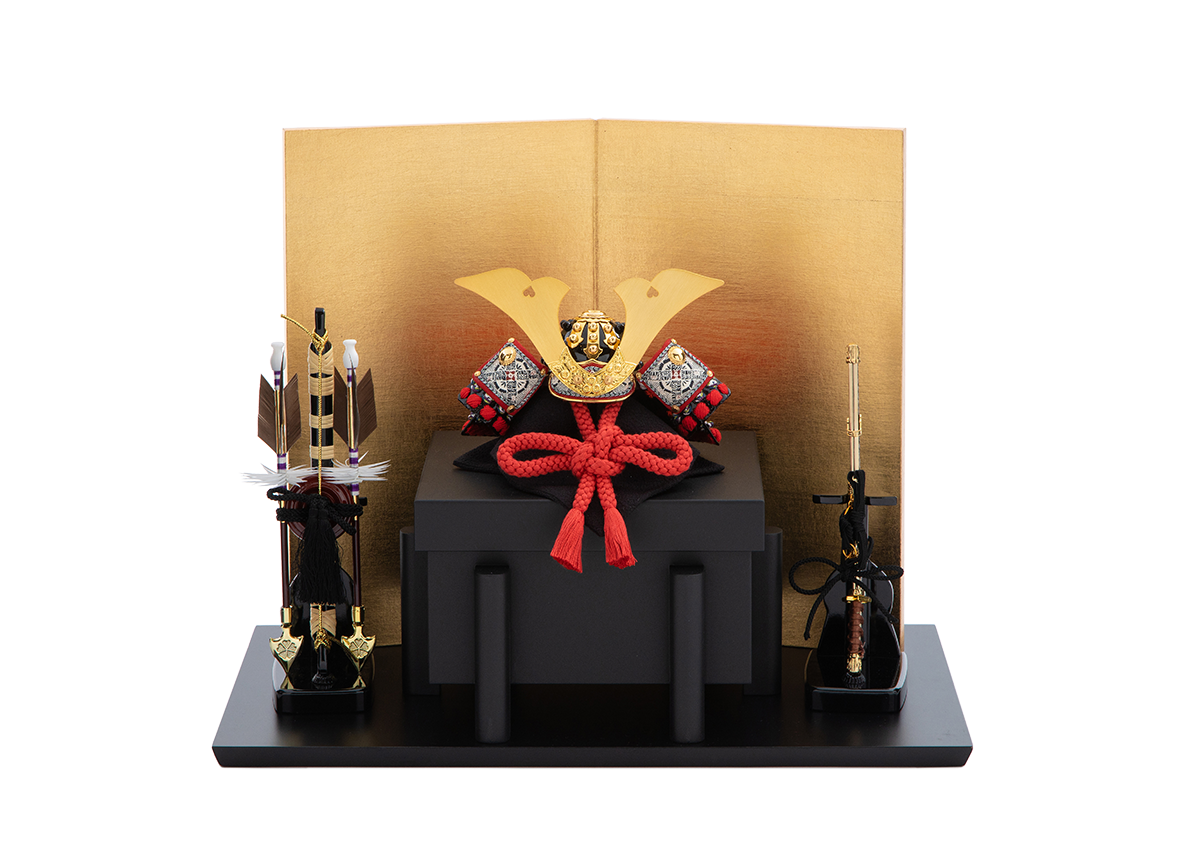 一閑張 紅糸裾濃縅の兜5分の1  屏風セット